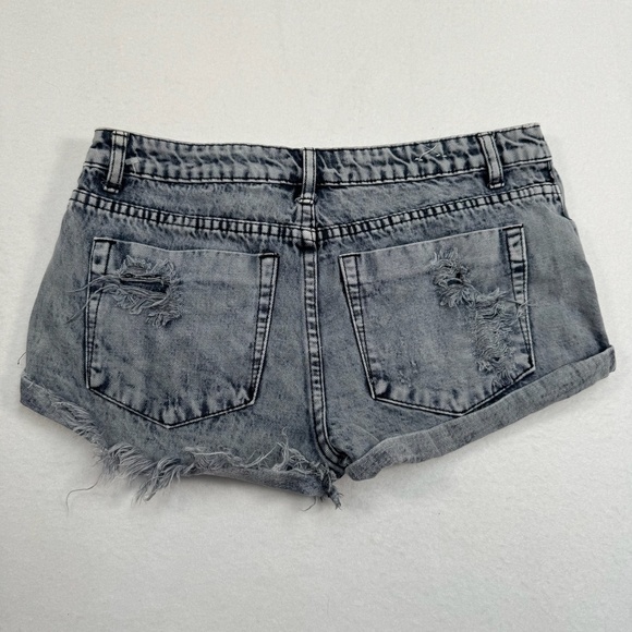 The Frayed Mid Rise Button Fly Jean Shorts Women SZ 4 Distressed Gray Wash Denim - Picture 2 of 11